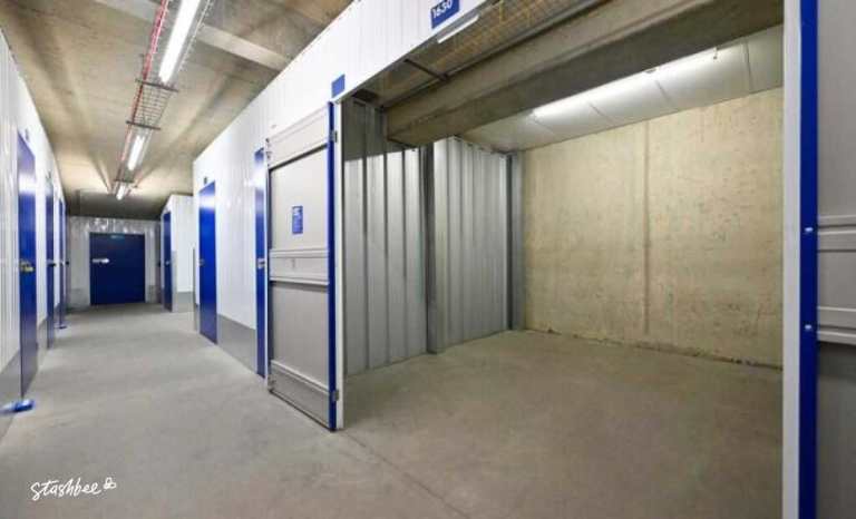 Self Storage Facility to rent in London (N11) | Stashbee