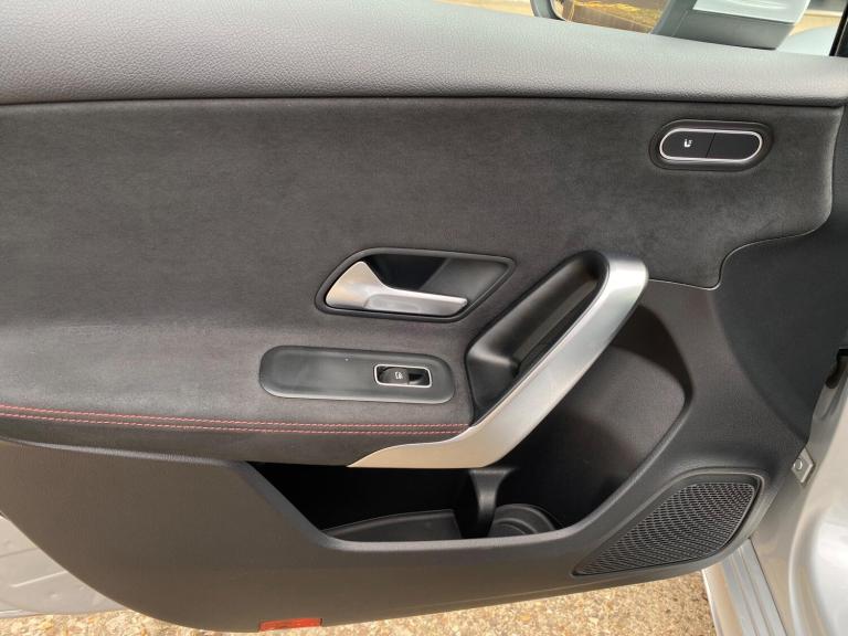 2020 Mercedes-Benz A-Class 1.3 A180 AMG Line (Executive) 7G-DCT Euro 6 (s/s) 5dr HATCHBACK Petrol...