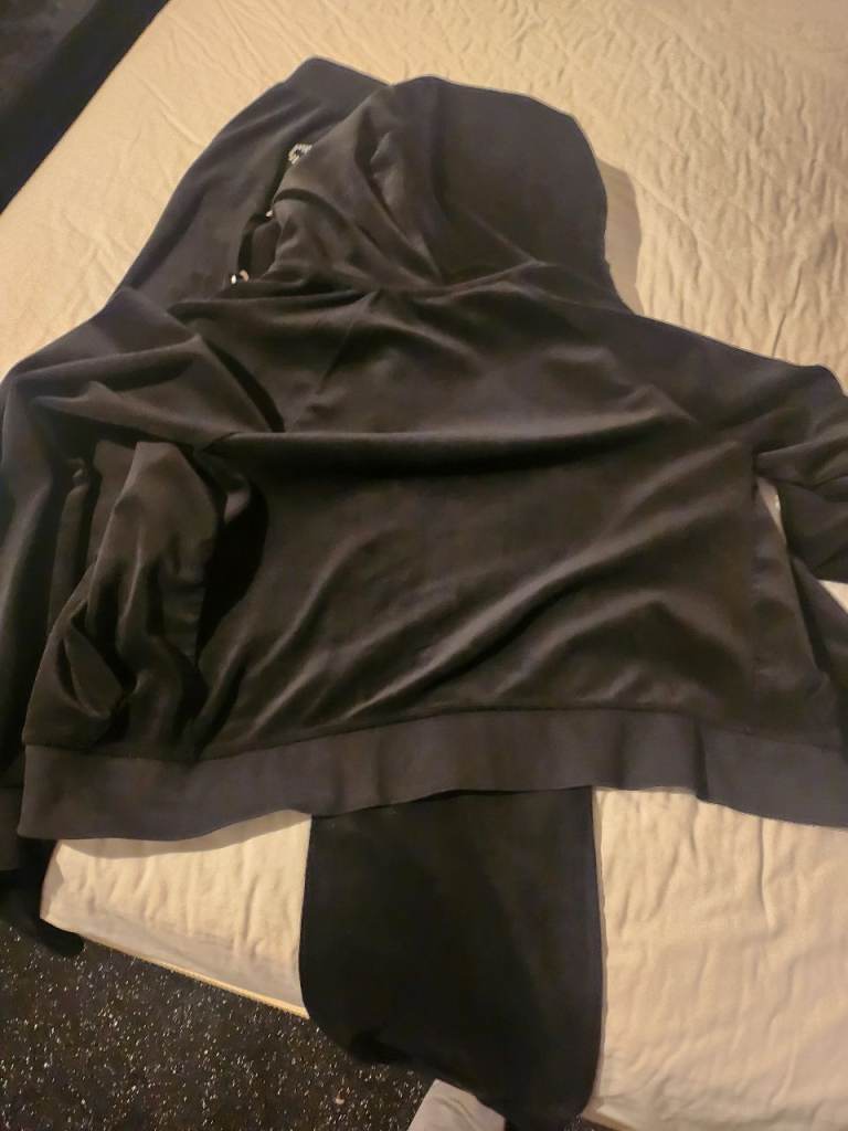 Black juicy couture track suit