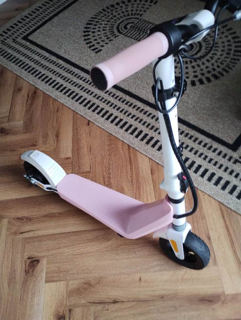 Electric scooter Excellent condition 