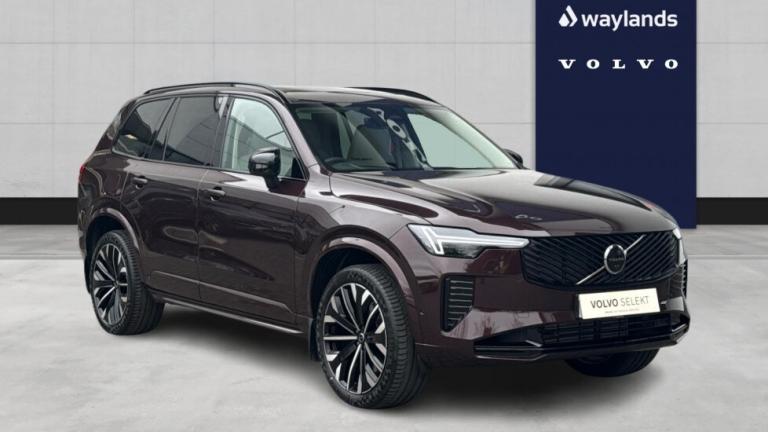 2026 Volvo XC90 Ultra, T8 AWD Plug-in hybrid, Electric/Petrol, Dark, 7 Seats Estate Petrol Parall...