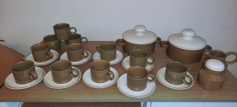 Stonehenge midwinter tableware pottery set