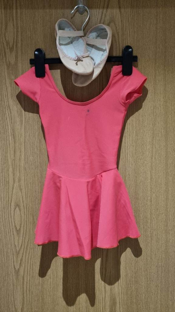 1st position ballet dress with shoes - girls small (ages 3-4 yrs) OFFER WELCOME