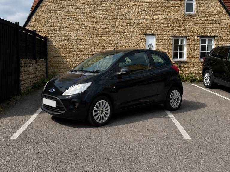 Ford, KA, Hatchback, 2011, Manual, 1242 (cc), 3 doors