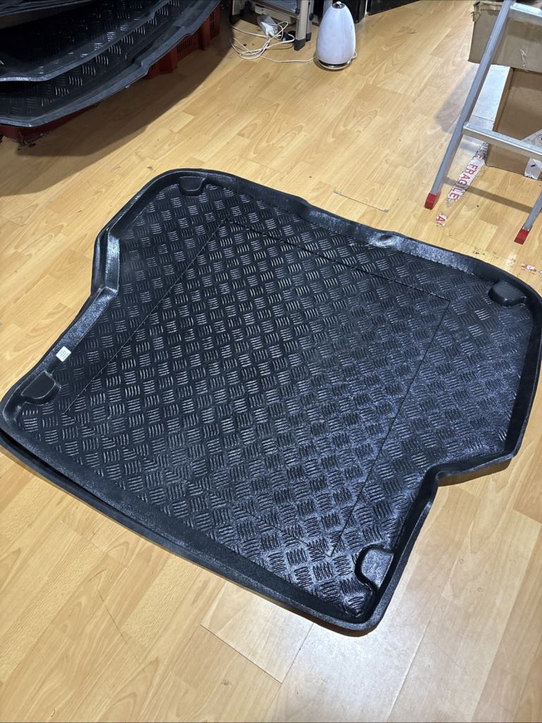 Volkswagen Golf MK3 Estate Heavy Duty Boot Liner - Rezaw-Plast