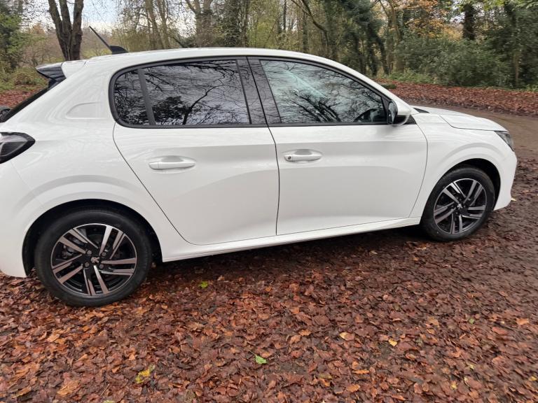2021 Peugeot 208 1.5 BlueHDi 100 Allure 5dr HATCHBACK Diesel Manual