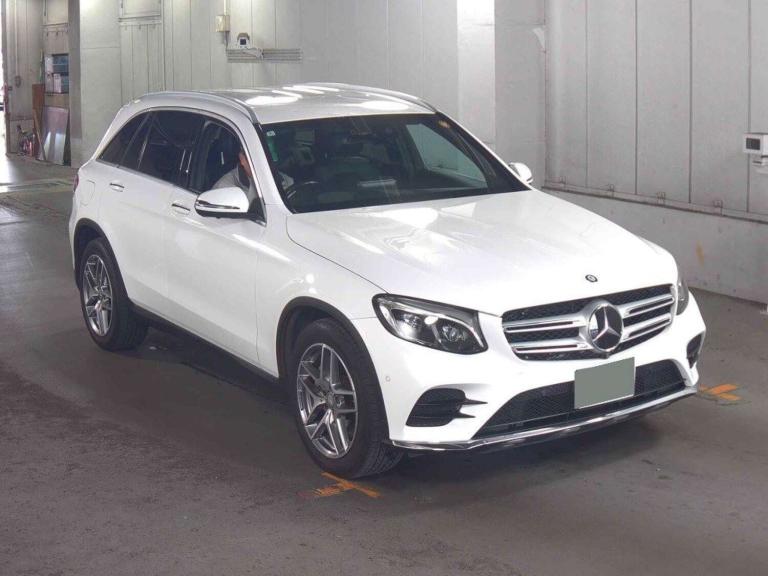 2016 Mercedes-Benz GLC 2.0 GLC250 AMG Line (Premium) SUV 5dr Petrol G-Tronic 4MATIC Euro 6 (s/s) ...