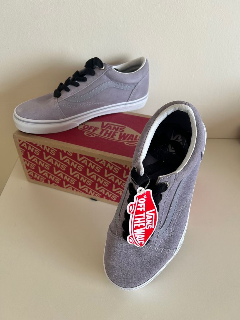 BNWT Vans Old Skool Off The Wall Trainers – Women’s UK 5/EU 38 – Jewel Eyelets 