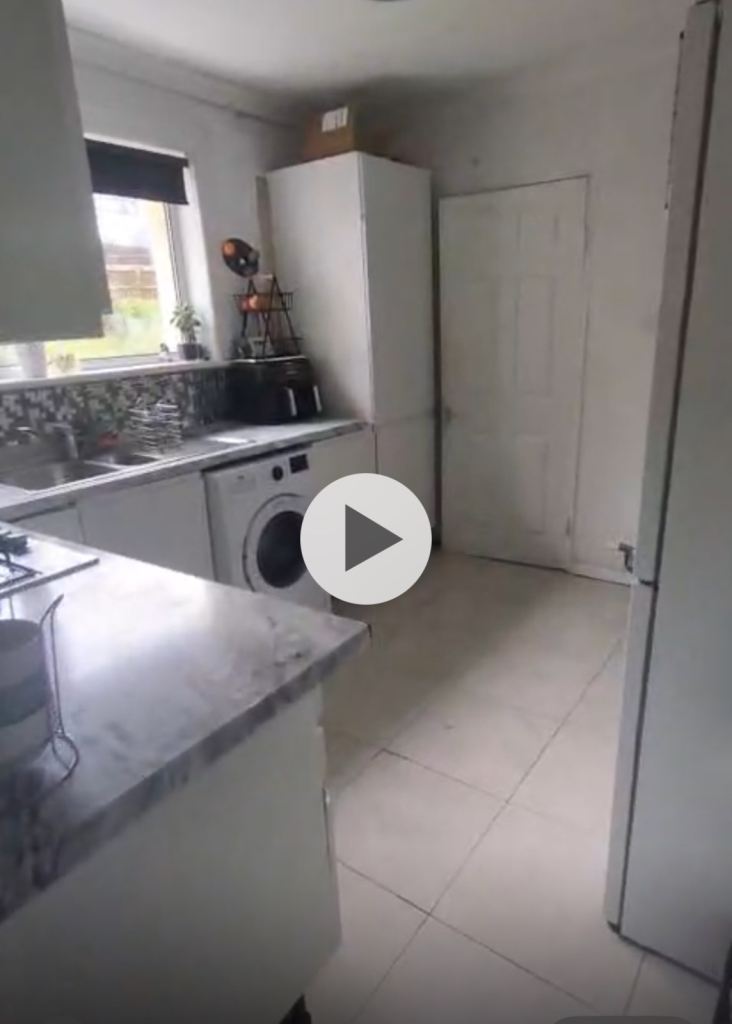 3 Bedroom Terraced House for rent. 