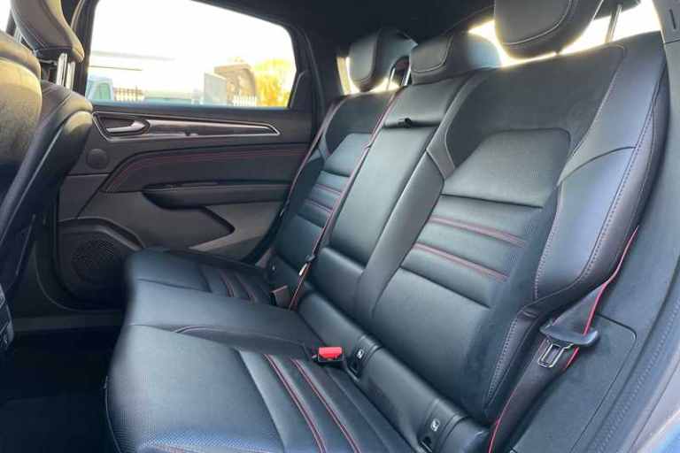 2023 Renault Arkana 1.6 E-TECH Hybrid 145 R.S. Line 5dr Auto COUPE PETROL/ELECTRIC Automatic