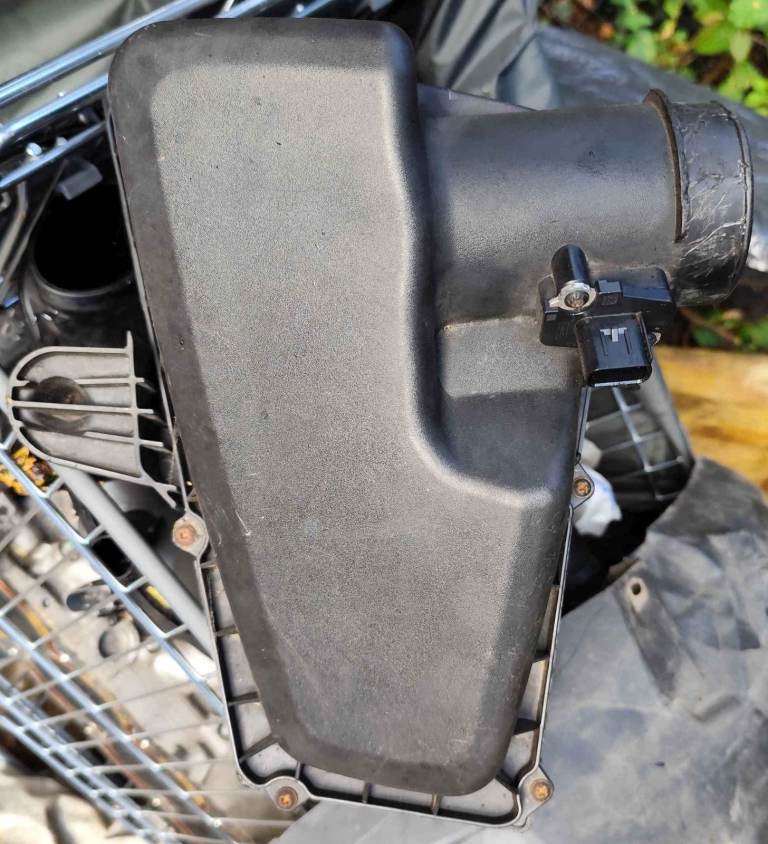 FORD MONDEO MK4 / GALAXY MK3 /S-MAX MK2 2.0 AIR FILTER BOX - £10