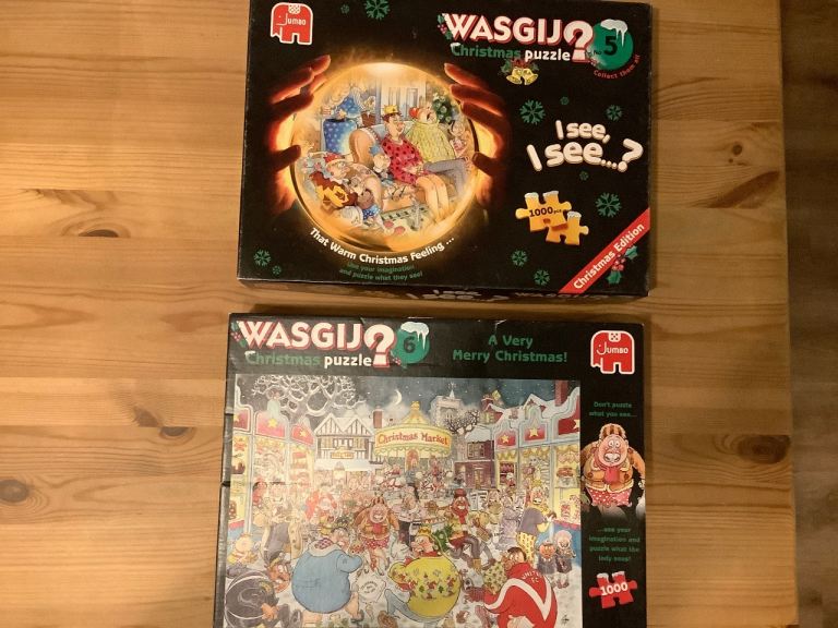 2 x 1000 piece Wasgij Christmas rectangular jigsaw puzzles 