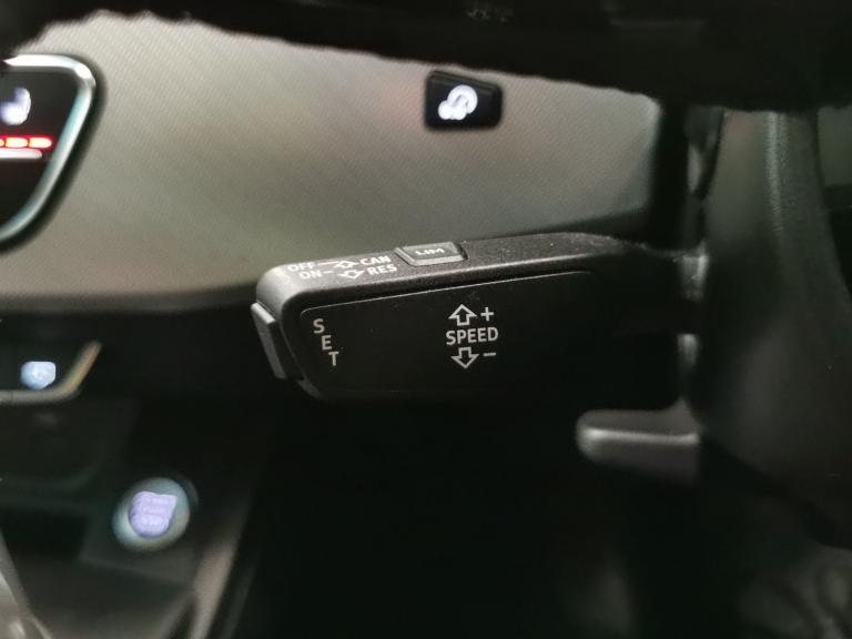 2021 Audi A4 Avant 2.0 TDI 40 Sport Edition Estate 5dr Diesel S Tronic quattro Euro 6 (s/s) (2 Es...