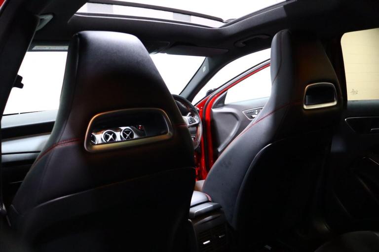 MERCEDES-BENZ GLA CLASS 2.1 GLA220d AMG Line (Premium Plus) 7G-DCT 4MATIC Euro