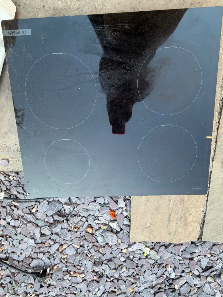 Bosch Induction Hob - Black, Good Condition