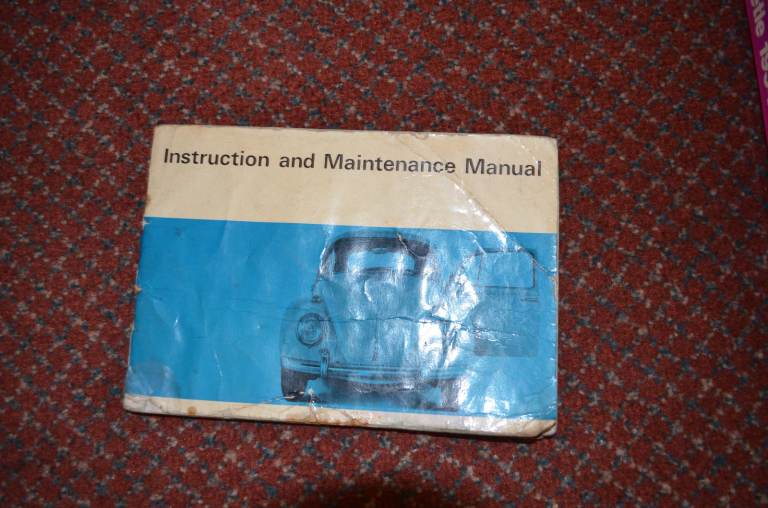1960's rare Volkswagen Owner's Manual:Operation & Maintenance Dealer Book 3/78