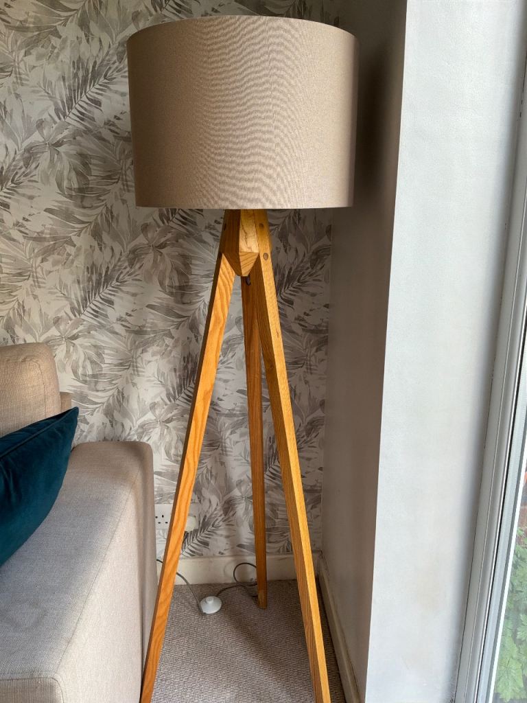 Tripod Floor Lamp with Beige Shade – Good Condition