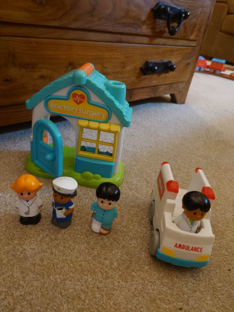 ELC Happyland hospital set 