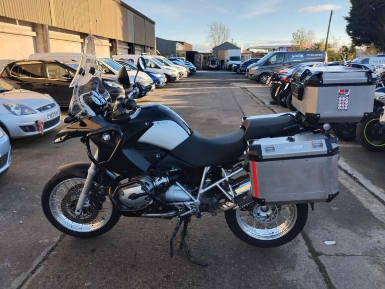 2007 07 BMW R 1200 GS AVENTURE TOURER R1200GS FULL LUGGAGE NEW MOT HPI CLEAR