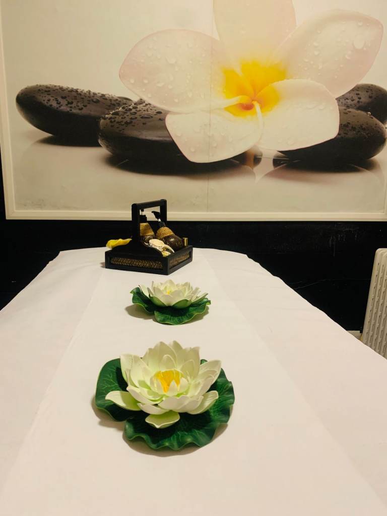 Jasmine Aroma Massage