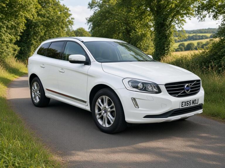 VOLVO XC60 2.4 D5 SE Lux Nav Auto AWD Euro 6 (s/s) 5dr 2015