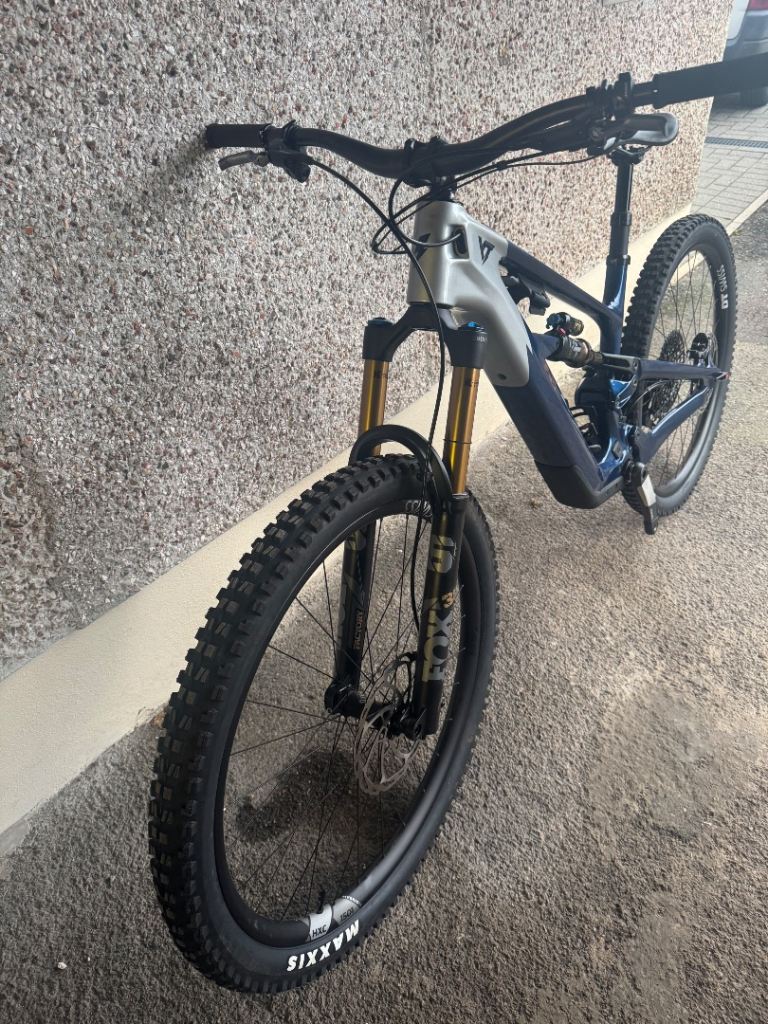 2025 YT Decoy sn29 core 4 ebike XL