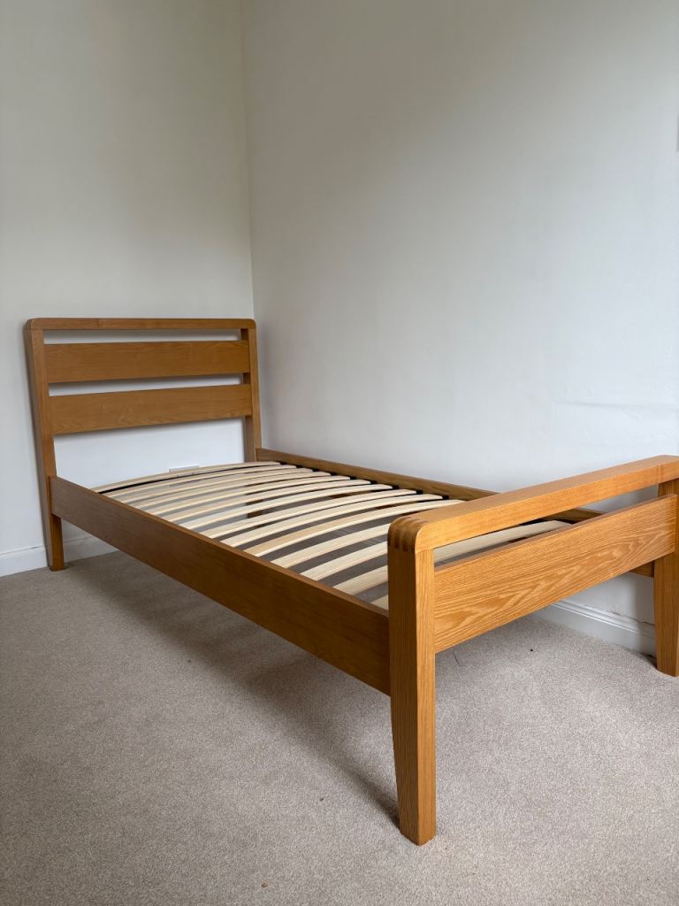 Single bed frame