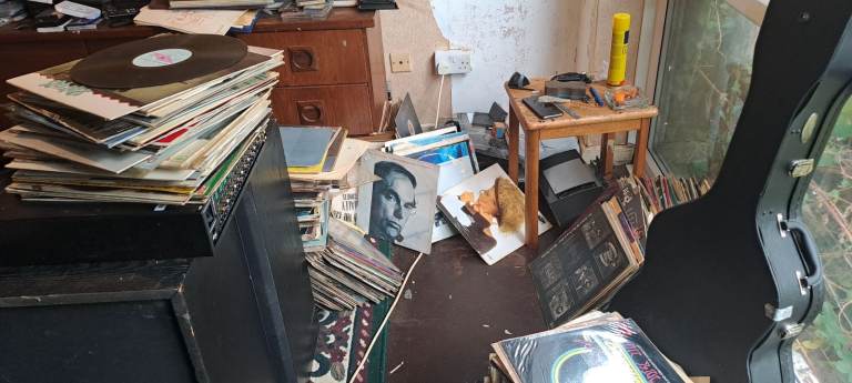 Huge collection lp vinyl records rock pop etc
