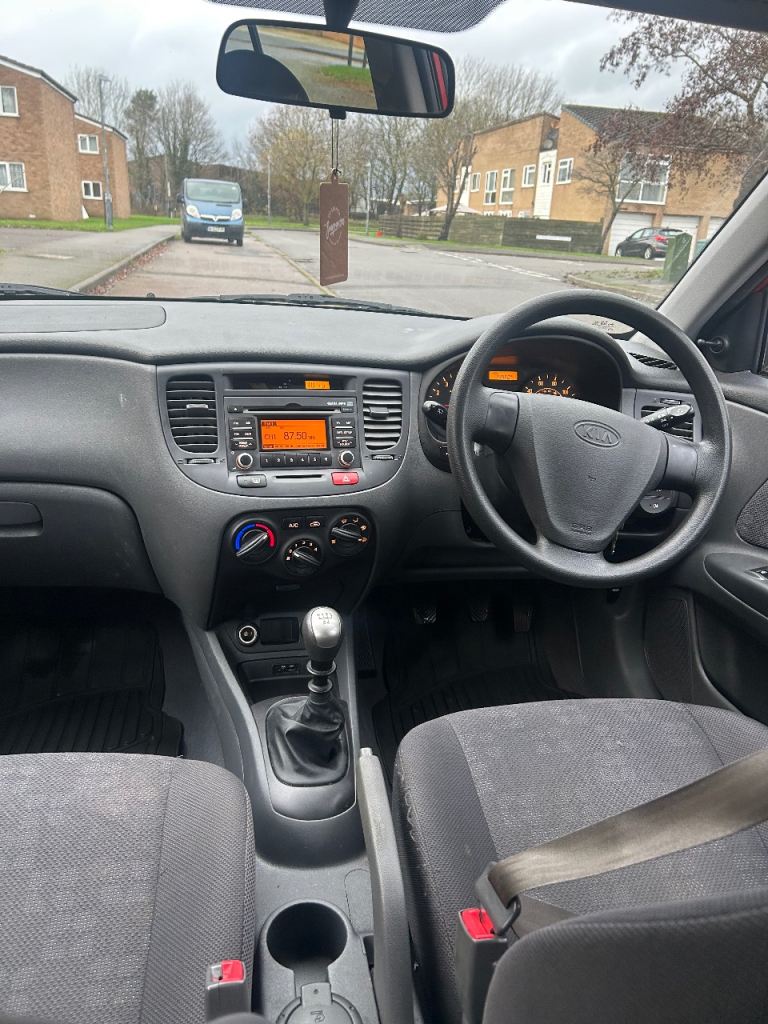 Kia, RIO, Hatchback, 2009, Manual, 1399 (cc), 5 doors