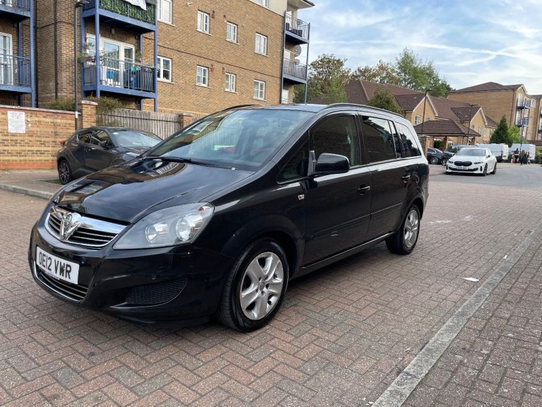 Vauxhall Zafira 1.8 petrol 2012