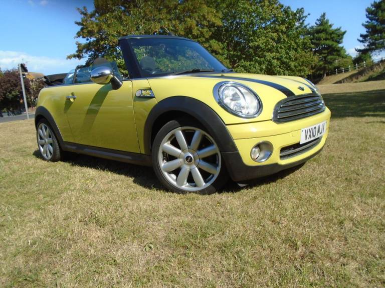 MINI COOPER  CONVERTIBLE -  2010 - Excellent condition
