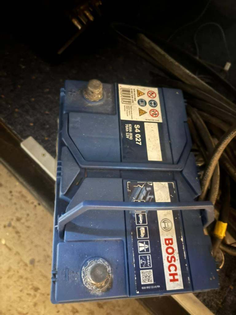 Bosch S4 027 Starter Battery (used)