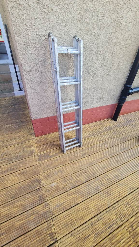 Extension Ladder - Good Condition