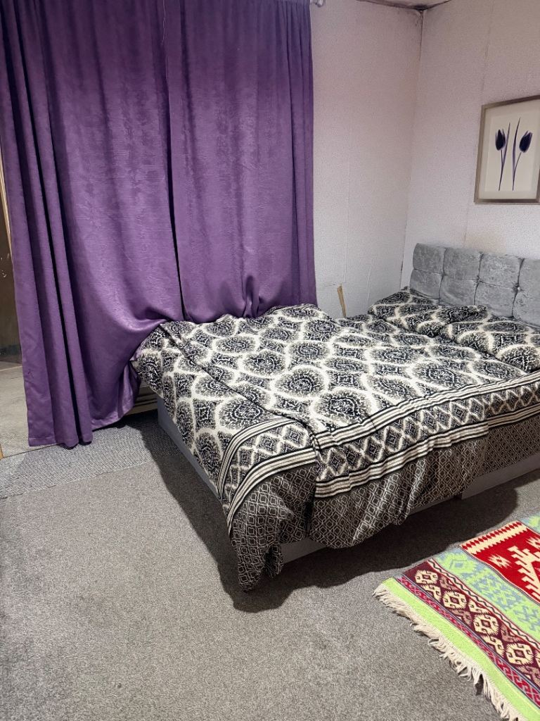 Double bed room in Hounslow Central 