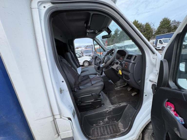 2022 Renault Master Master 35 LWB CHASSIS CAB DIESEL Manual