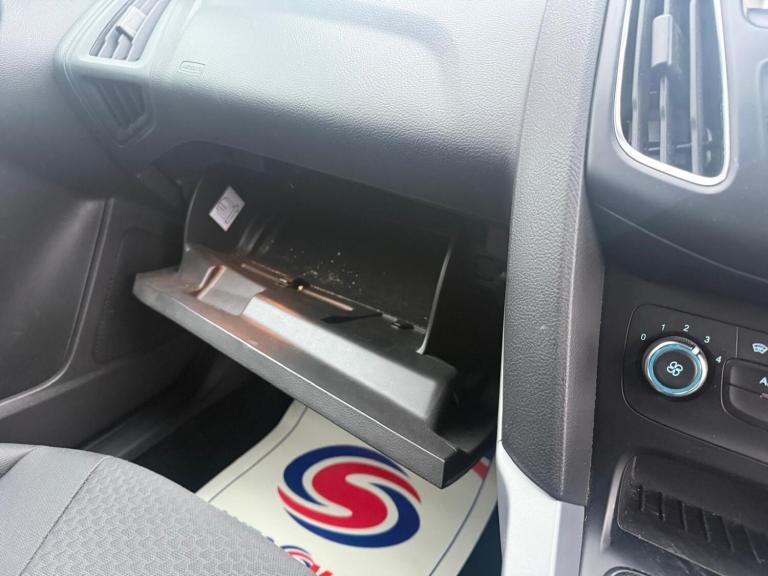 2017 Ford Focus 1.0 EcoBoost 125 Zetec Edition 5dr HATCHBACK PETROL Manual