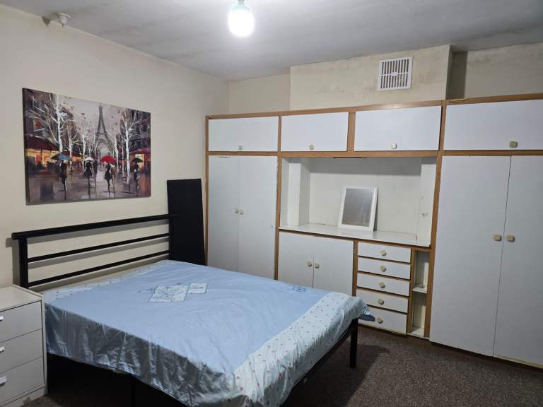 🏡 King Size Master Bedroom – Upton Park E7 (Near Stratford) – All Bills Included