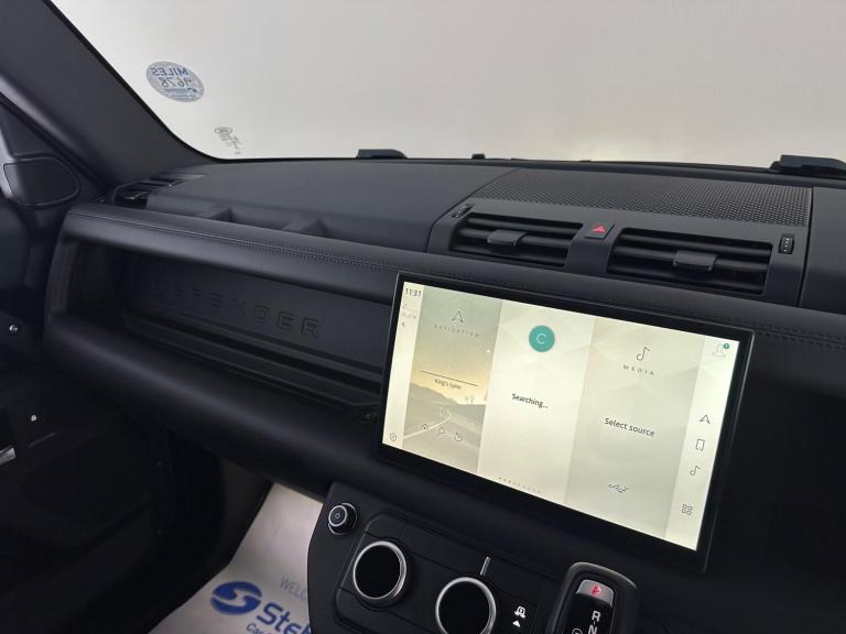 2025 Land Rover Defender 90 3.0 D350 MHEV X-Dynamic HSE Hard Top SUV Auto 4WD SWB Euro 6 (s/s) 3d...