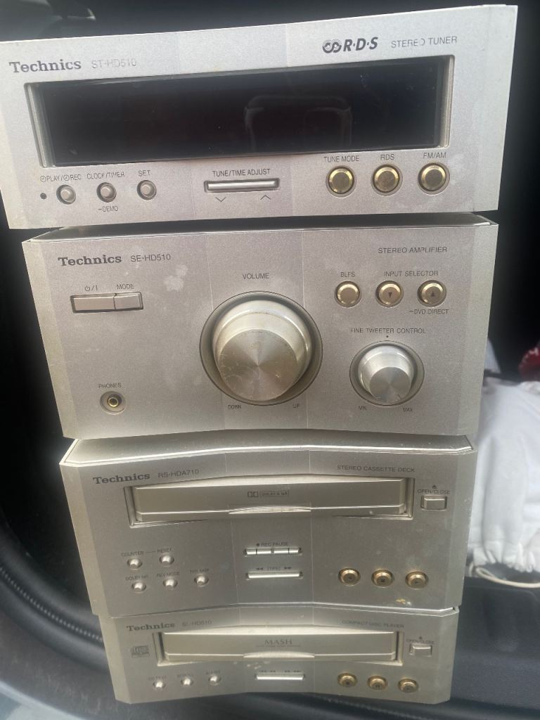 Techniques CD player and tape 