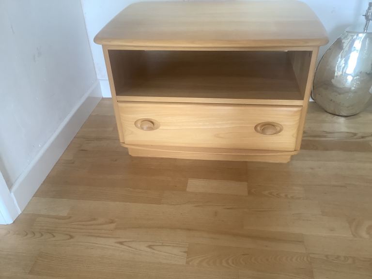 ERCOL WINDSOR TV UNIT.LIGHT FINISH.
