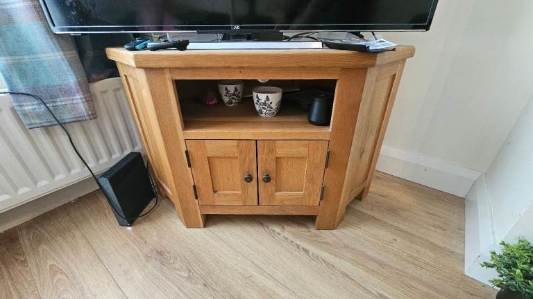 Solid oak corner TV stand