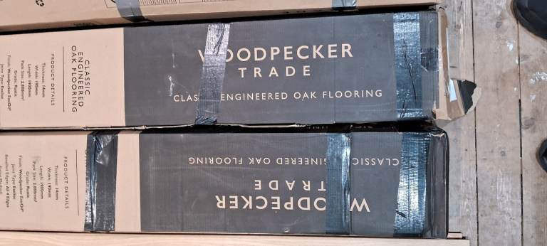 Engineered wood oak flooring 9 sq mtrs 14mm thick 3mm wear layer