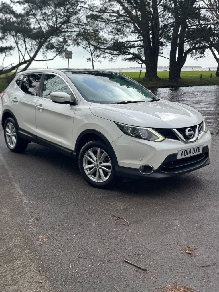 Nissan, QASHQAI, Hatchback, 2014, Manual, 1461 (cc), 5 doors