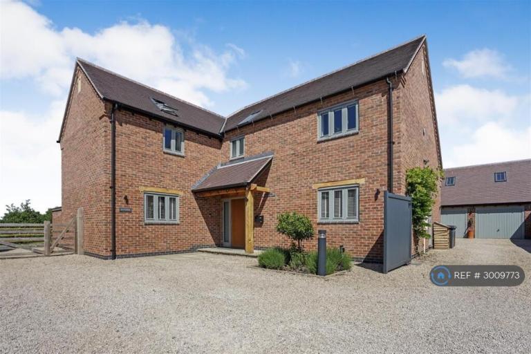 4 bedroom house in Main St, Nuneaton, CV13 (4 bed) (#3009773)