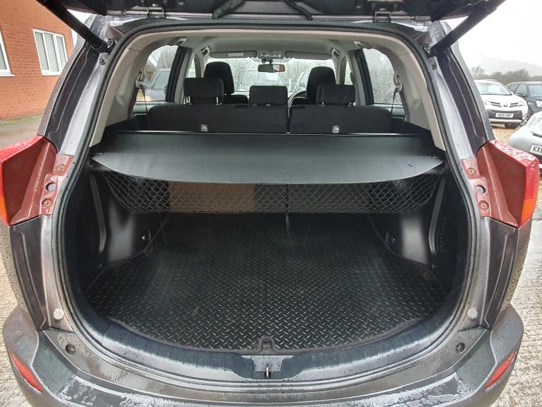 2013 Toyota RAV4 2.2 D-4D Icon SUV 5dr Diesel Manual 4WD Euro 5 (150 ps)