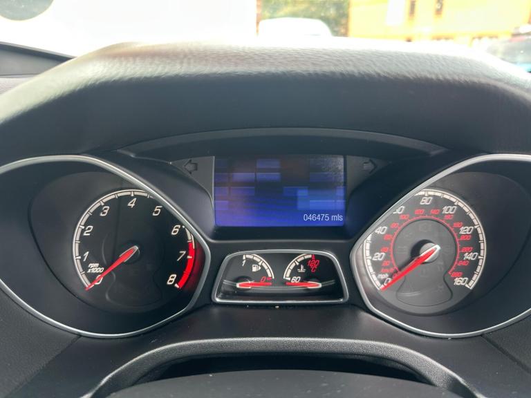 2013 Ford Focus 2.0T EcoBoost ST-2 Euro 5 (s/s) 5dr HATCHBACK Petrol Manual