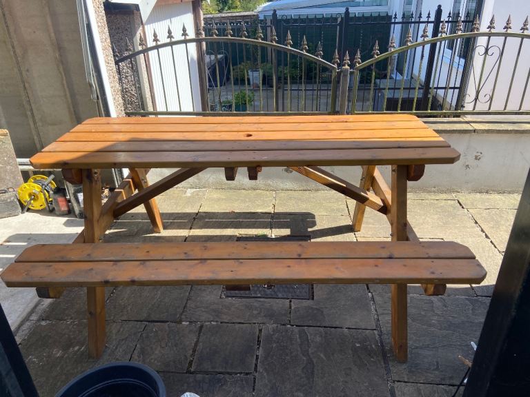 Garden bench 