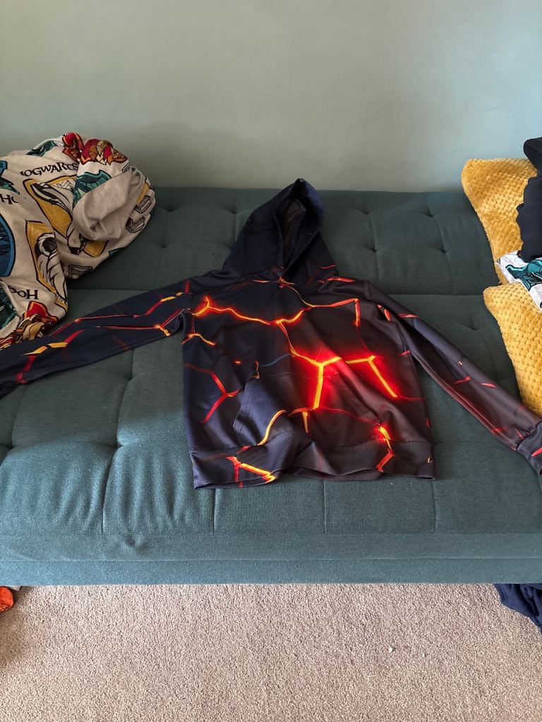 Cool Lava Pattern Hoodie – Good Condition