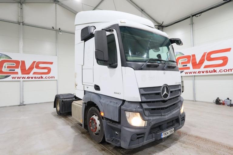 2014 (14 PLATE) Mercedes Benz ACTROS 1840 4x2 Euro 6 Tractor Units