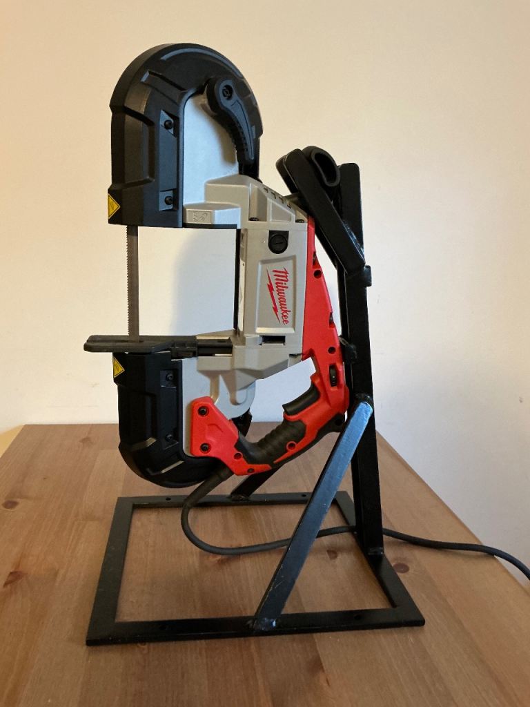 MILWAUKEE DEEP CUT METAL CUTTING BANDSAW BS125, VERTICAL STAND & CASE